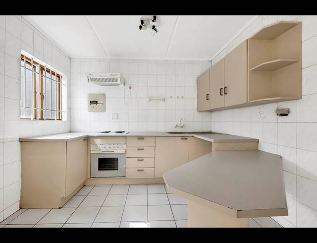 1 BEDROOM APARTMENT FOR SALE IN MORNINGSIDE